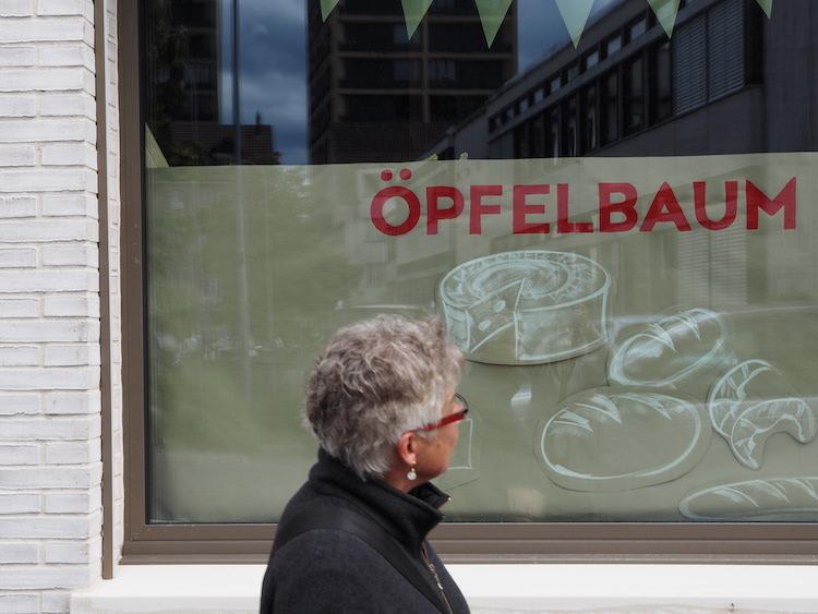 Neuer Oepfi in der Nähevom Stadthaus