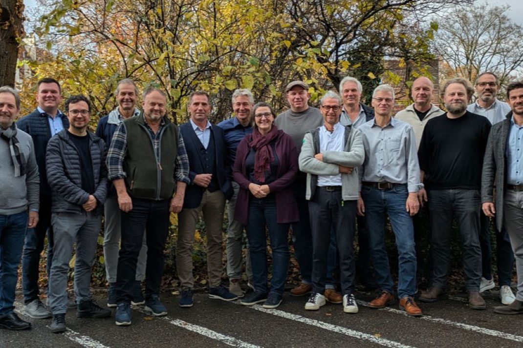 Vertreter:innen des Vorstands und Delegierte der Bio-Allianz