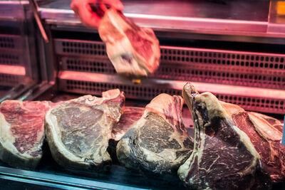 foodiesfeed.com steakhouse beef meat