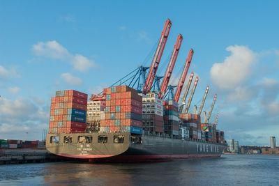container ship 596083